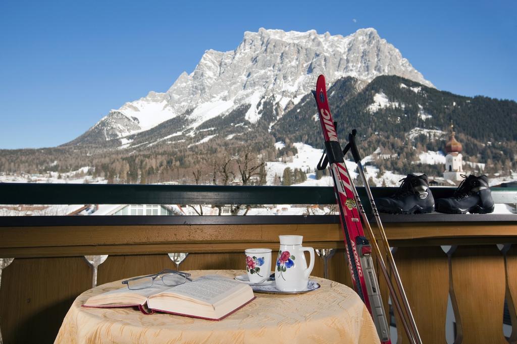 Hotel Stern Ehrwald Kültér fotó